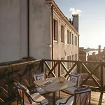 Hotel apartamentowy Gabrielli Luxury - Starhotels Collezione 4*